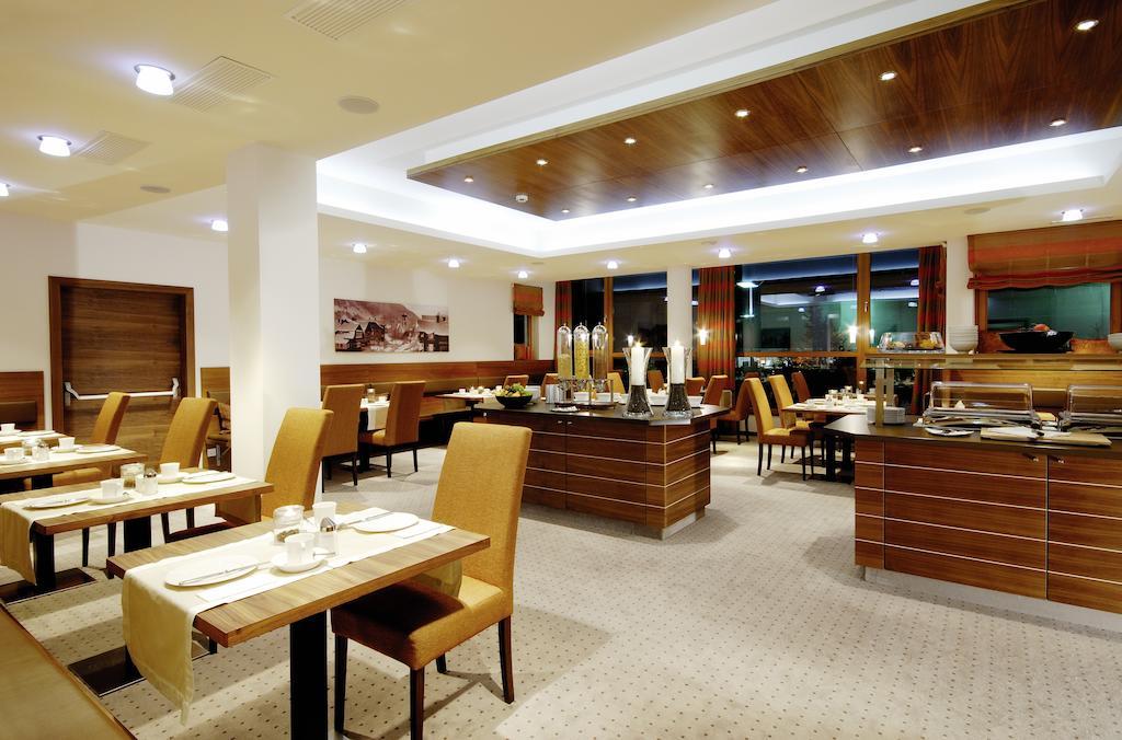 Hotel Rundeck Sankt Anton am Arlberg Nhà hàng bức ảnh